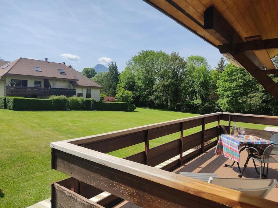 Bel Appartement Au Calme A 5 Minutes Du Village Menthon-Saint-Bernard Kültér fotó